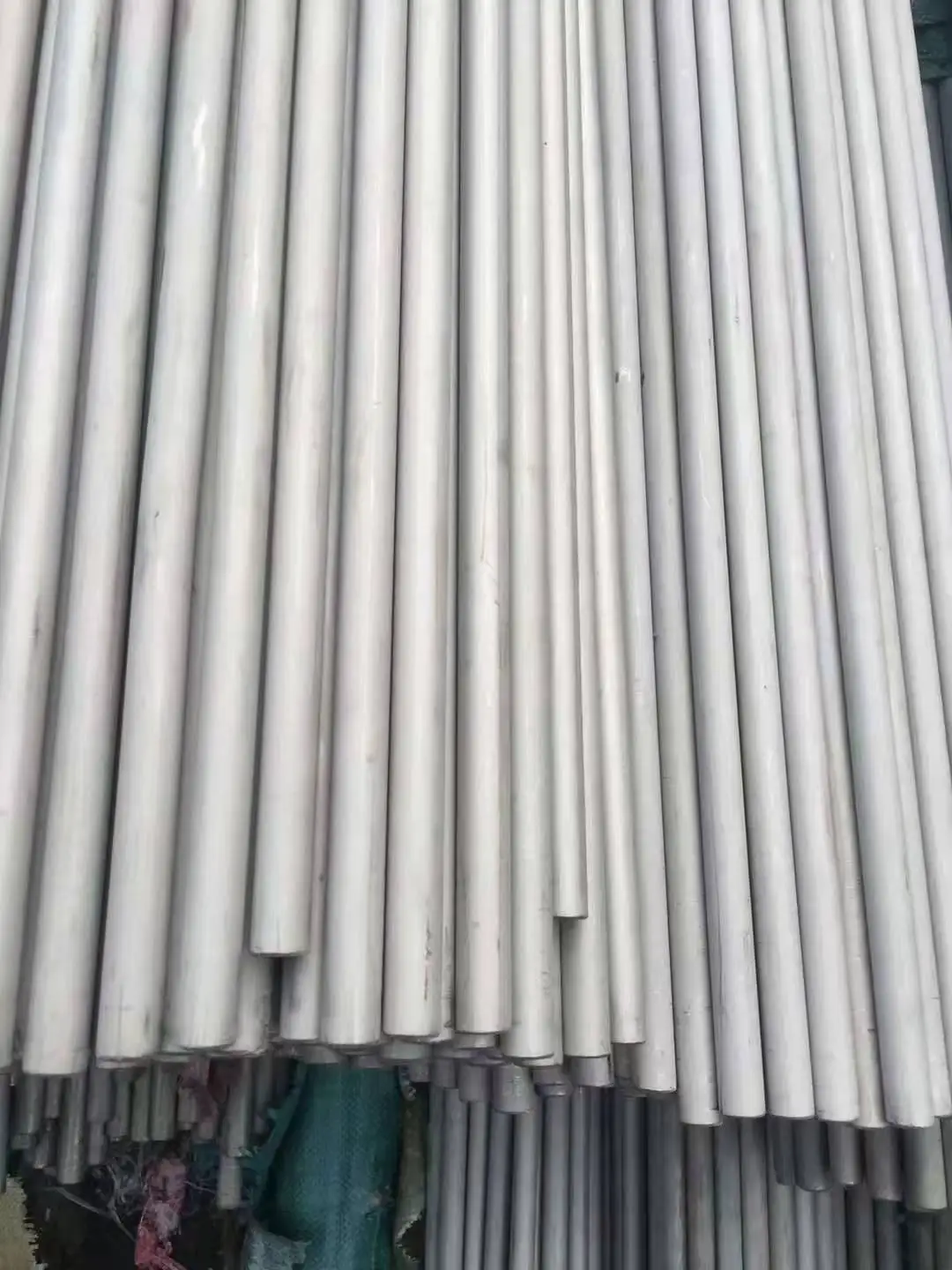 ASTM large stock cheap price and corrosion resistant 904l 2B weled stainless steel pipe/tube large stocks ISO 300 400 series