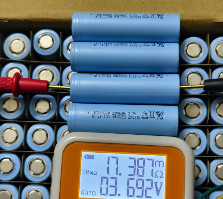 Hot Selling Original TP ICR18650 2200mAh 5C Long Cycle Life 3.6V 18650 Lithium Iron Battery For Electric Bicycle