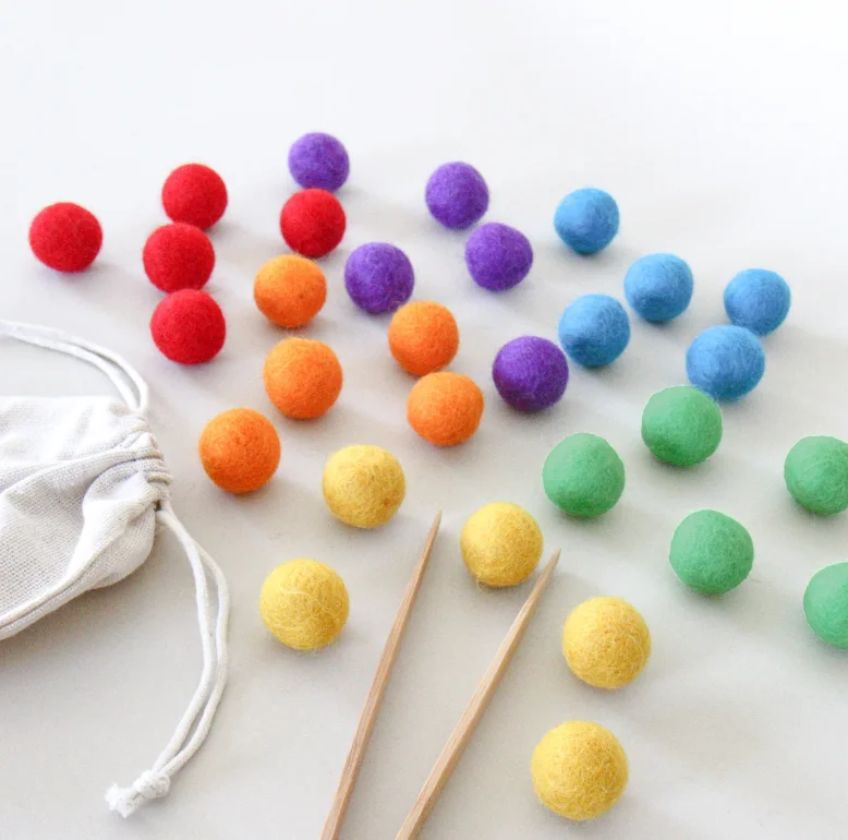 Wholesale Bulk assorted color pure wool pom poms 10mm cotton 100% wool felt balls for craft Christmas decoration