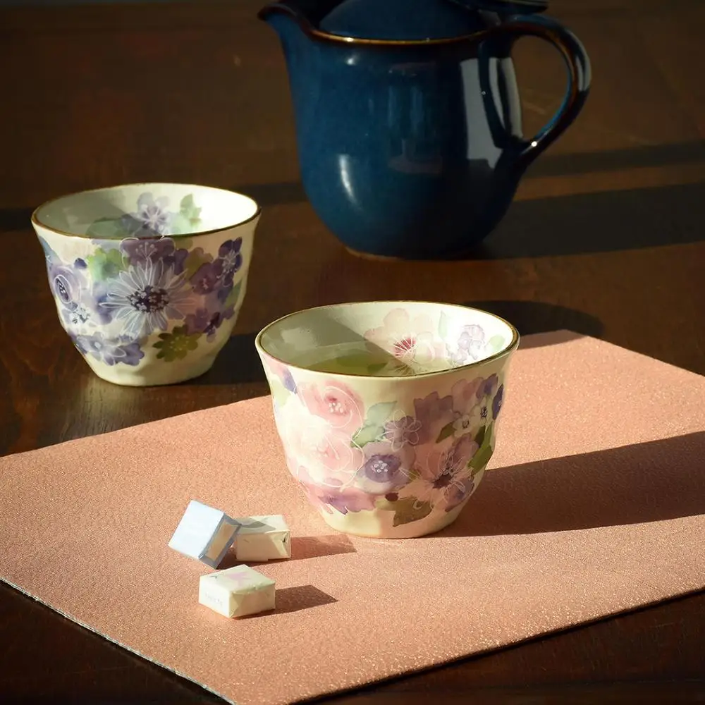 
Carefully fabric delicate florals ceramic carrier cup for tea 