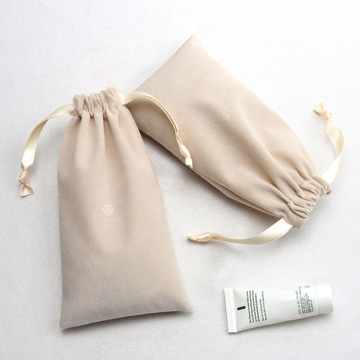 Cheap Flexography Custom Logo Printed Drawstring Velvet Bags For Cosmetics Packaging Luxury Velvet Drawstring Pouch