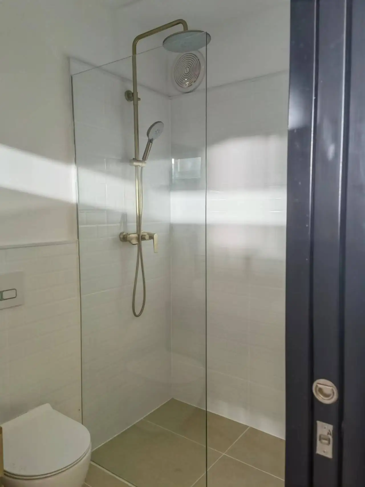 Magic House outdoor prefab modern sheds home office  backyard studio for sale