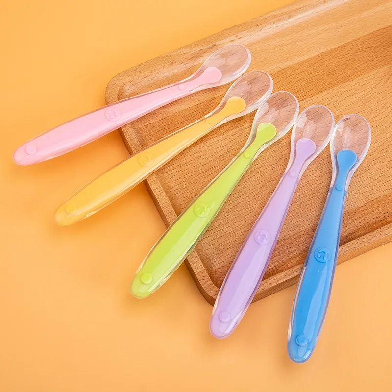 Baby Product Manufacturers Bpa Free Gum-Friendly First Stage Flexible Newborn Baby Feeding Training Silicone Baby Spoon For Kids