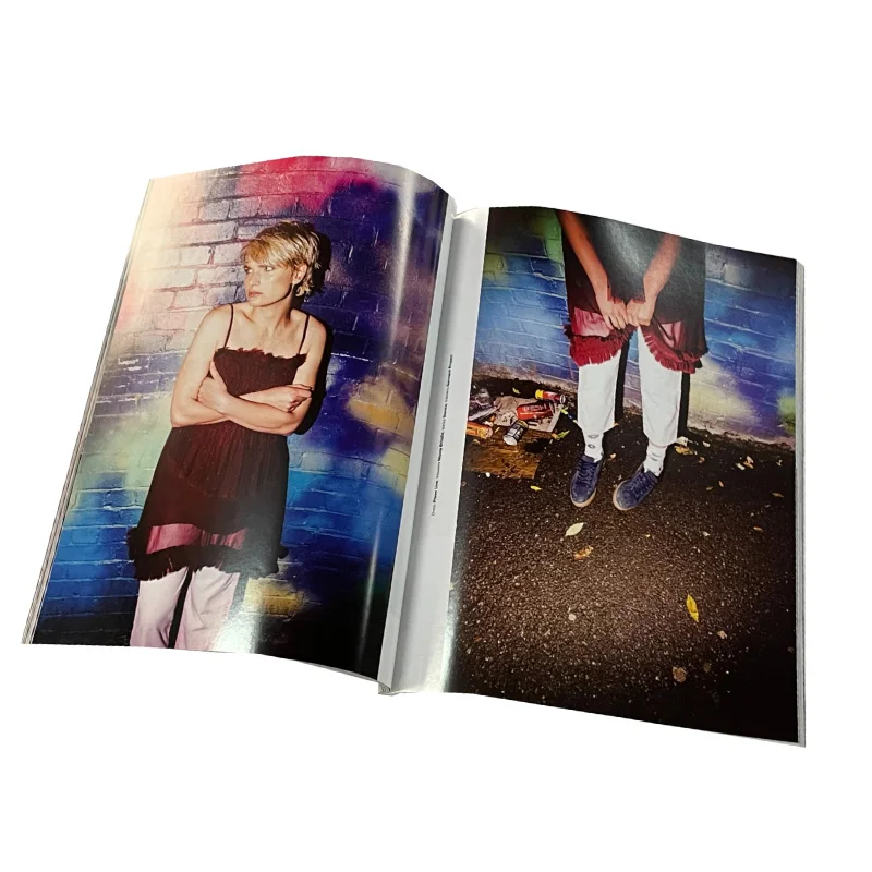 Индивидуальная печать журналов недорогая Полноцветная глянцевая бумага ...