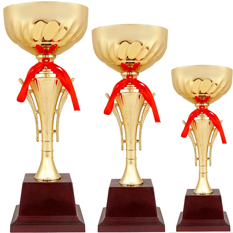 Handmade Custom Metal Golf Customized Decorative Champion Crystal Tony Cup Award Craft And Trophy football trophy