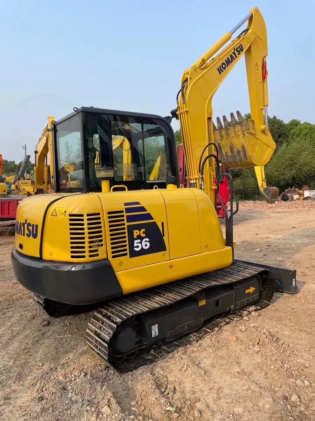 Оригинальный почти новый компактный мини-экскаватор Komatsu PC56 5 6 тонн мини-гусеничный экскаватор