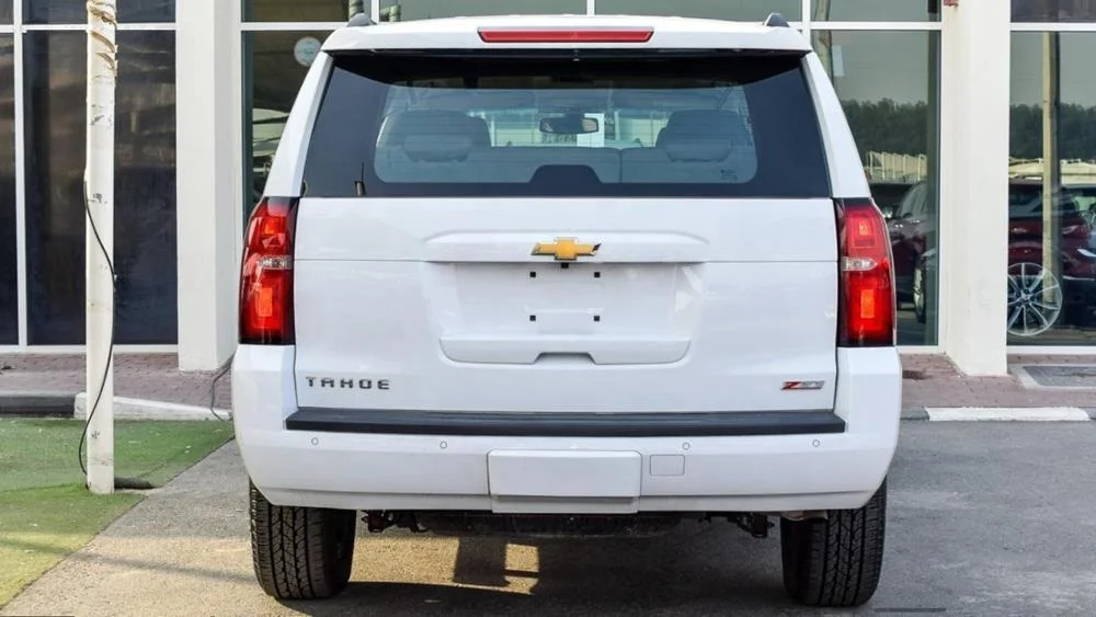 2018 Chevro- let Tahoe LS Z71