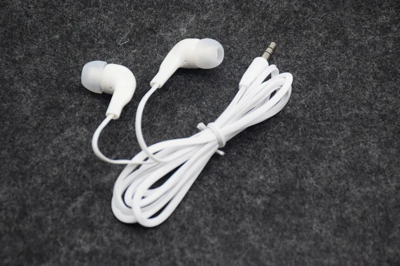 PUJIMAX Wholesale price cheap wired earphones in-ear music earphone 3.5mm universal phone earphone
