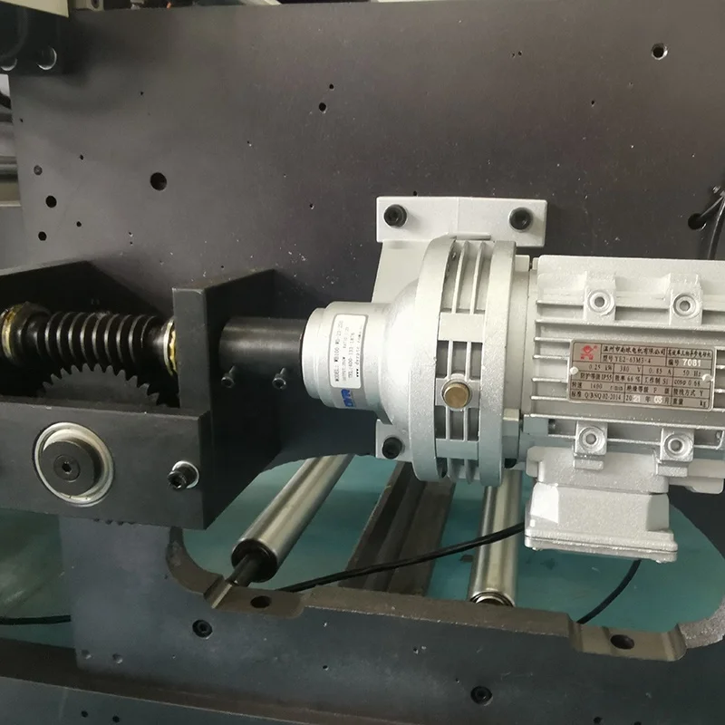 Fully automatic thermal paper cash register paper roll rewinding slitter machine
