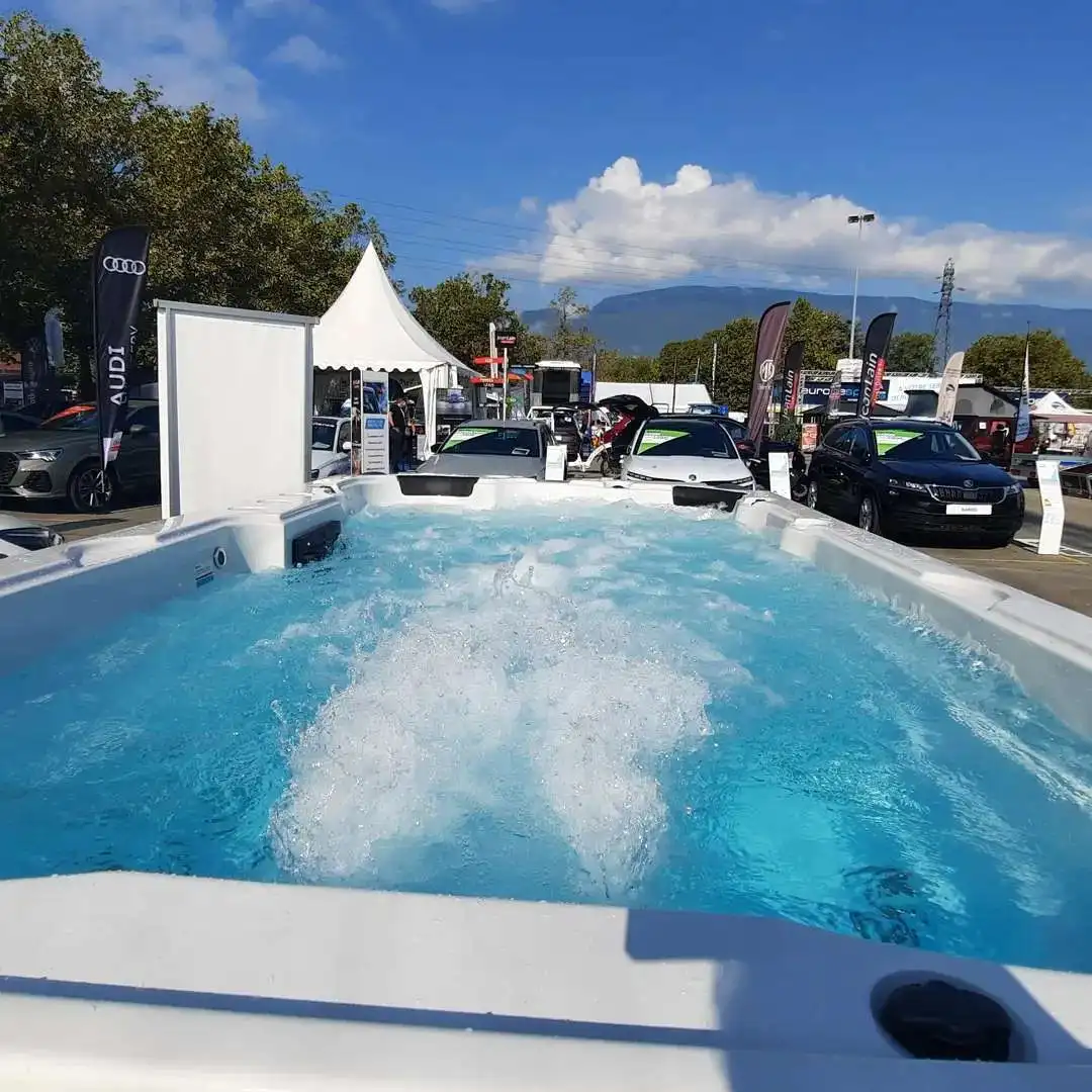 Sunrans лидер продаж спа-салон для занятий спортом на заднем дворе бесконечный тренажерный зал бассейн плавания с фитнес-системой