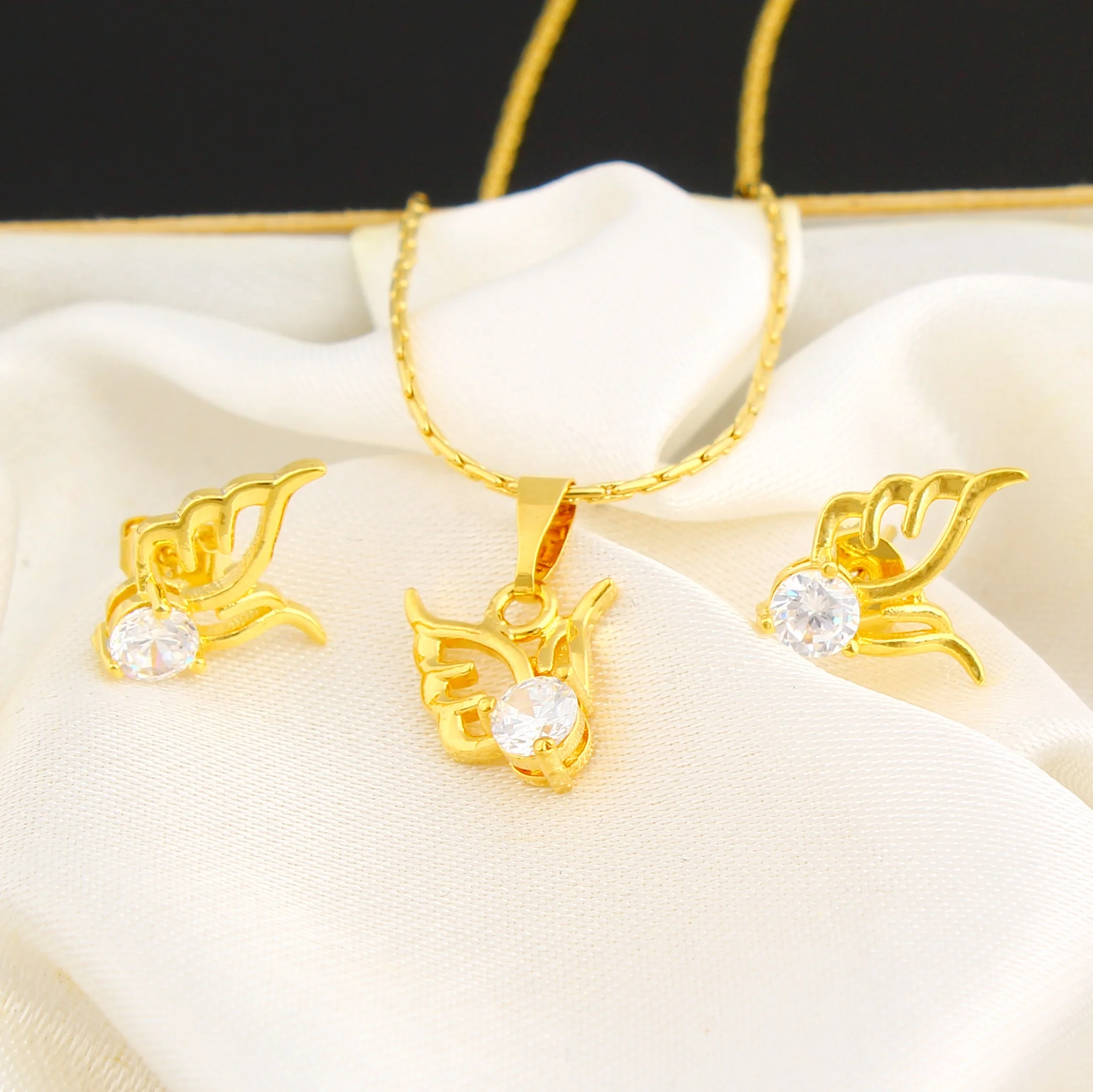 latest fashion jewellery wedding gold jewellery designs 2017 for women