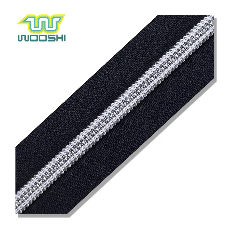High Quality Factory Price OEM Plating Silver Teeth Nylon Coil Zipper Rolls for Bag