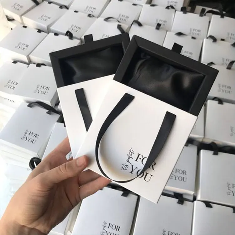 Custom white retail paper bags cardboard packaging shopping small rigid exquisite gift bag box with logo printed for boutique