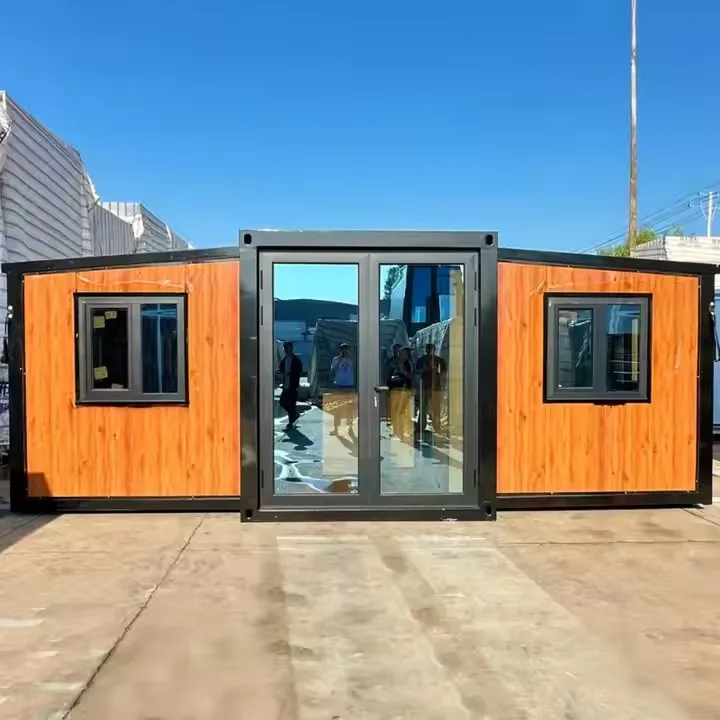 Rising OEM Factory Price Customized Living House Modern Mobile Micro Prefabricated House Modular Prefabricated House for Villas