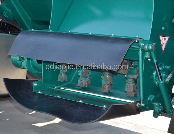 High grade cow farm equipment bedding machine cow manure dung sawdust sand chopped straw lime spreader for dairy farm