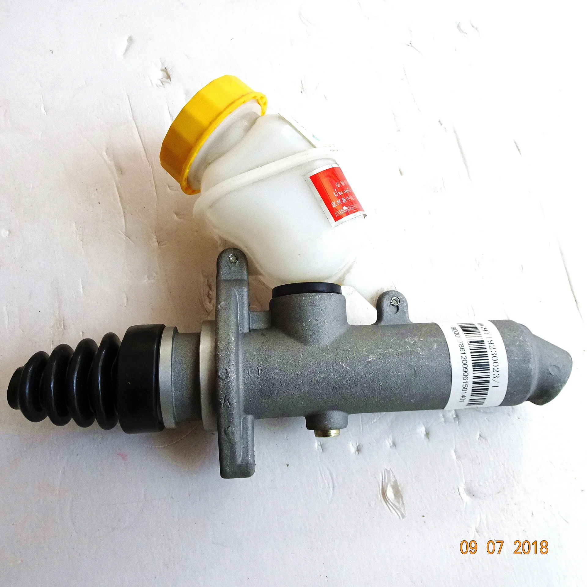 High Quality OEM Truck Clutch Master Cylinder OE WG9719230023/1