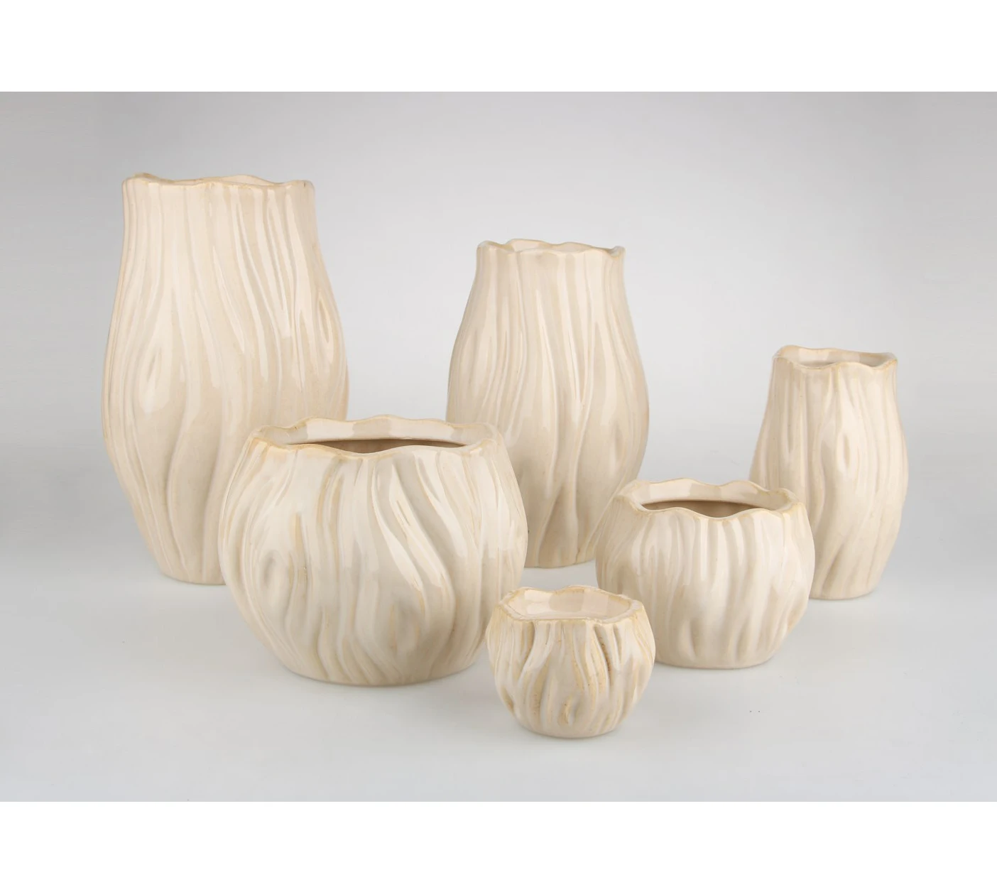 Popular Unique Design Ceramic Flower Pot Tall Vase for Home Decor Garden Living Room Elegant