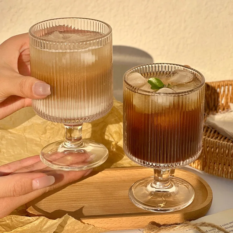 Wholesale 8oz 250ml Vintage Glass Goblet with Stem Old Fashioned Design for Wine Juice Beverage