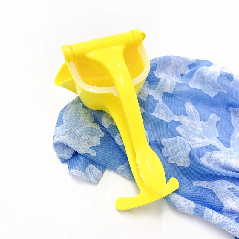 Plastic Kitchen Tools Zitronenpresse Citrus Orange Juicer Manual juice extractor Large Yellow Lemon Squeezer