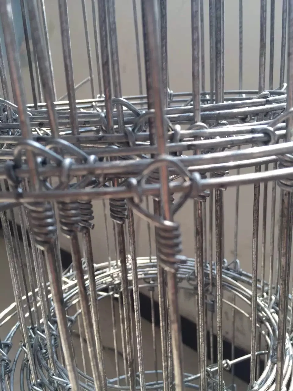 New design automatic agricultural fixed knot hinge joint wire mesh land field fence machine