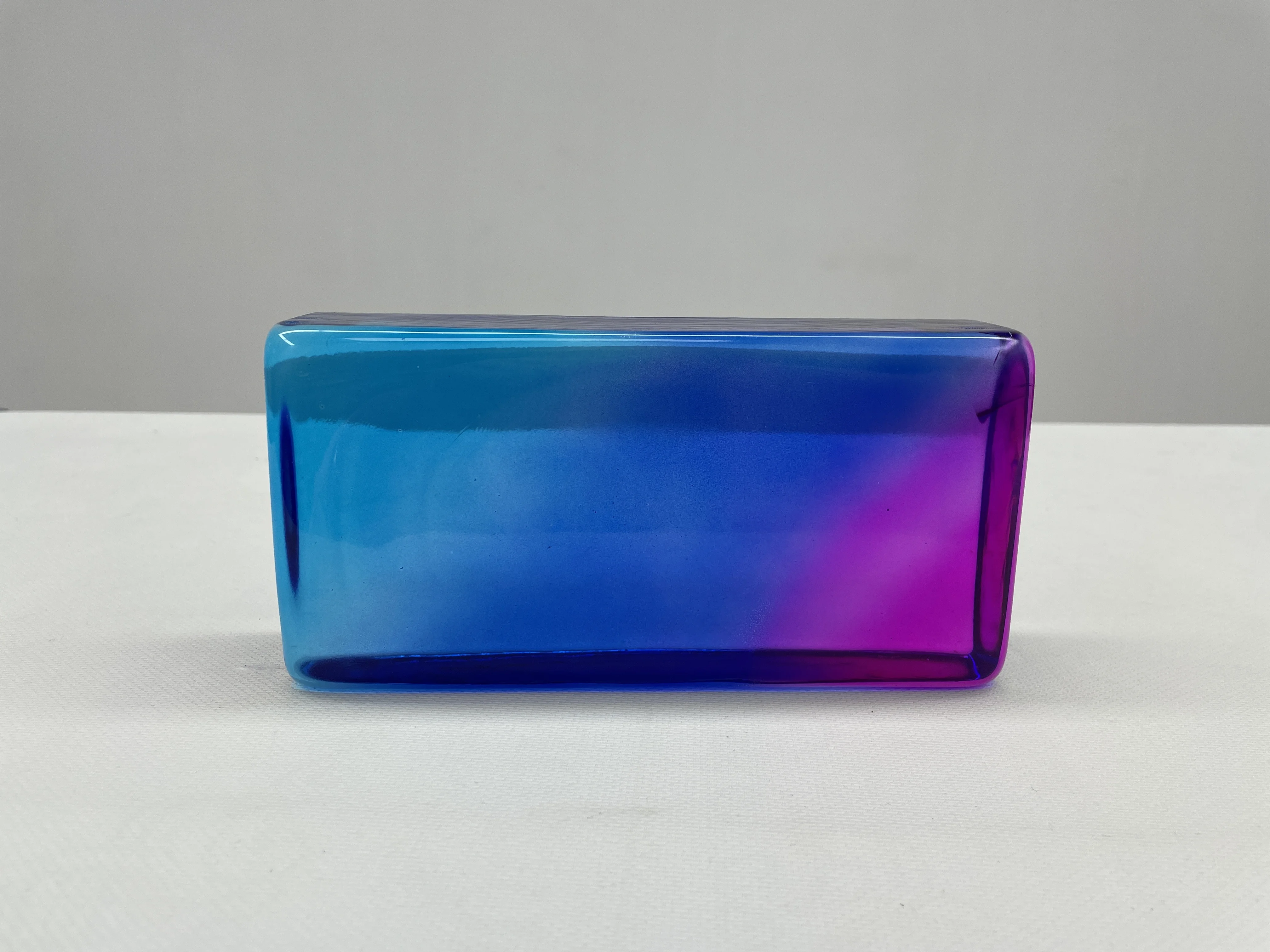 Customized solid Hot-melt Gradient Ramp Color Glass Block   Multicolour Crystal Brick dimensions 200*100*50 mm