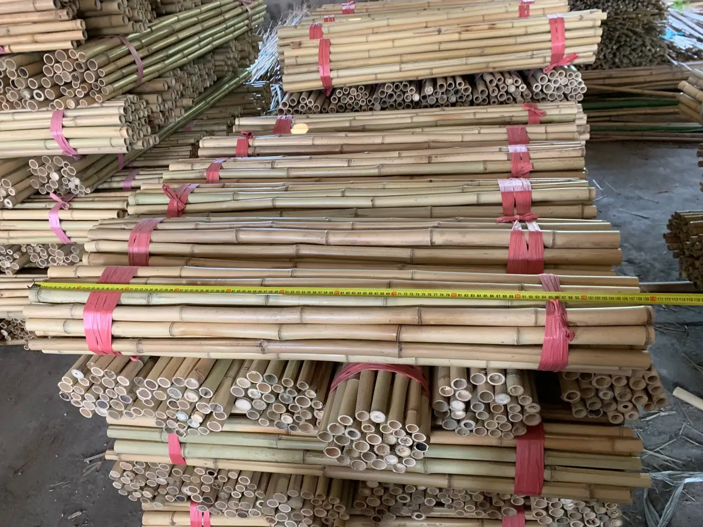 Бамбуковые палочки зеленого цвета/бамбуковое ограждение