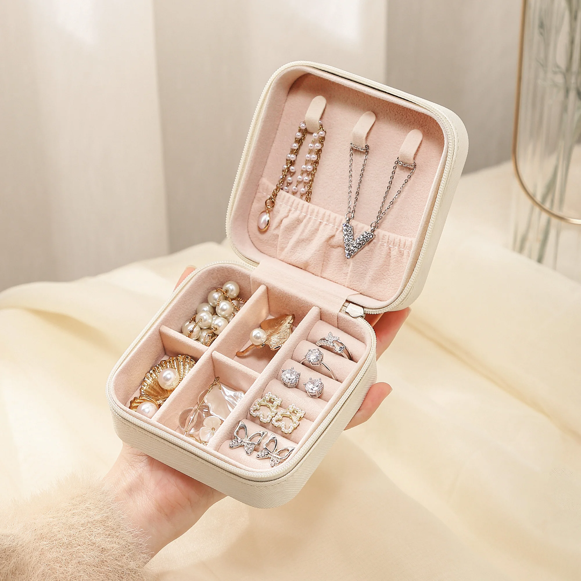 Wholesale Custom PU Leather Jewelry Box Organizer Joyero Travel Portable Small Jewellery Ring Earring Wedding Gift Case for Girl