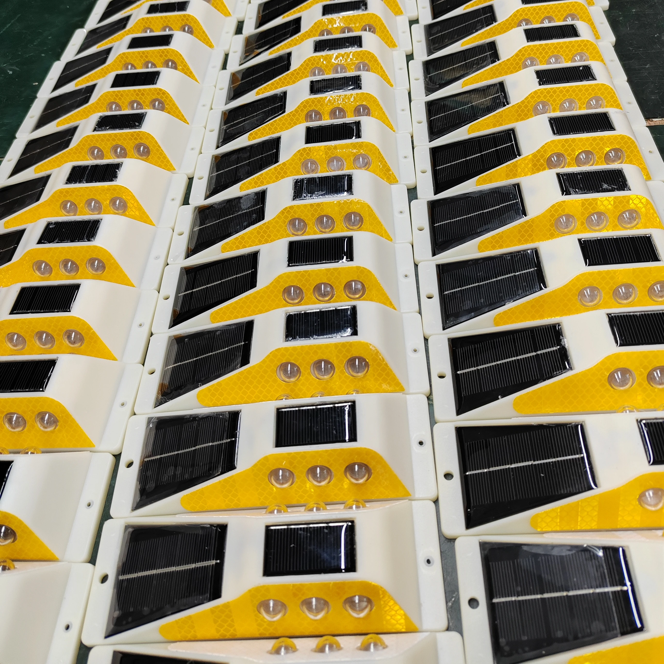 High Visibility Rectangle Solar LED Delineator Project Warning LED Light Traffic Delineator for Roadway Use