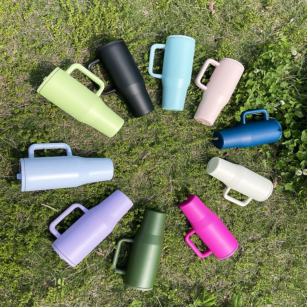 2023 custom vacuum insulated stainless steel 40 oz tumbler cup with handle and straw adventure tumbler travel 40oz Car mug