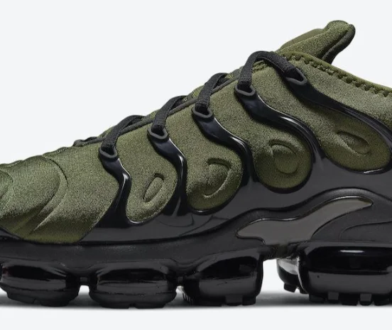 2023 vapors Tn Plus Men Running Shoes Triple Black White Cool Grey Women Designer Shoes Sport Sneakers Trainers 36-47