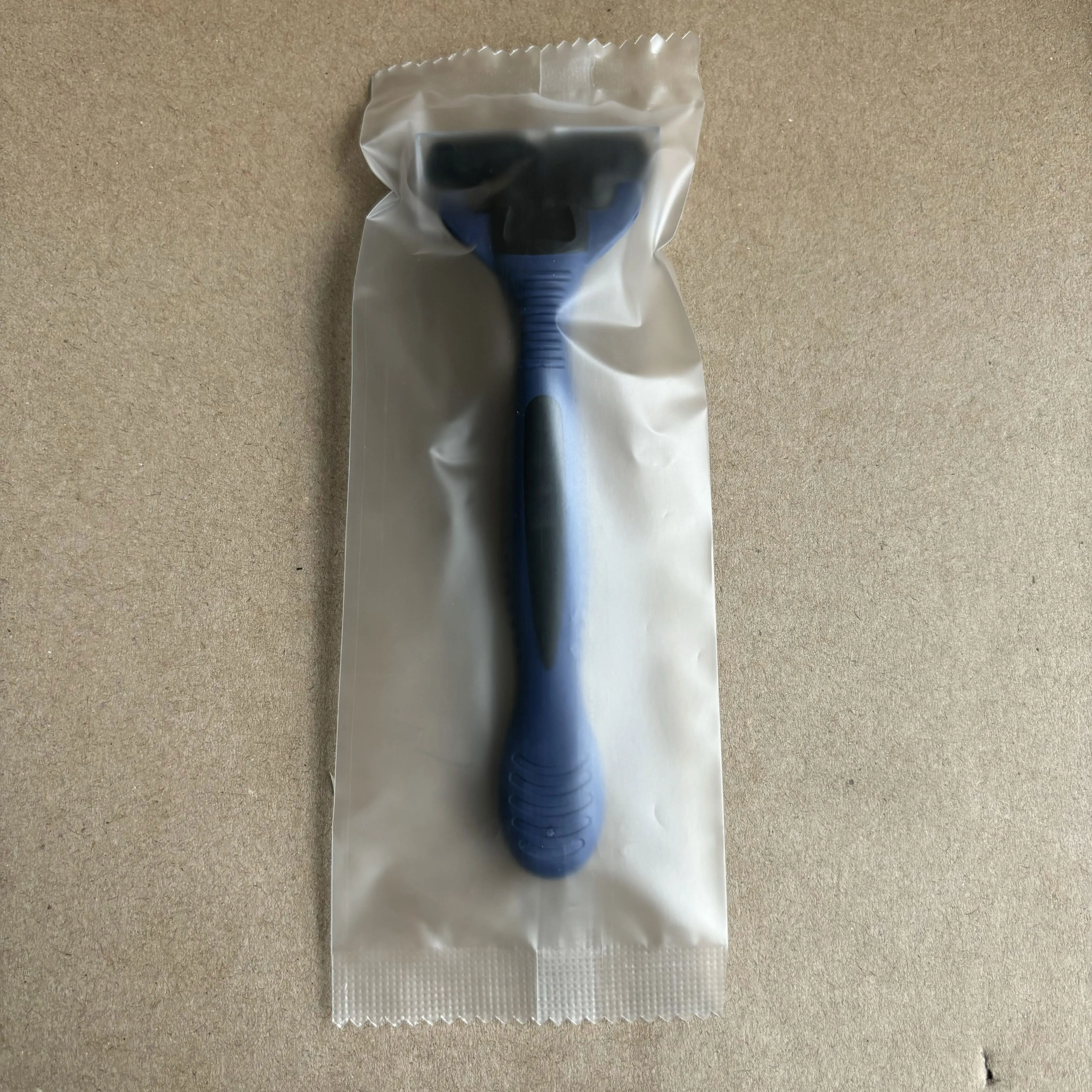 Online Sale of Cheap Disposable Plastic Razors Twin Blade Twin Razer Individually Wrapped Opp Bags Face Body Bikini Underarm Use