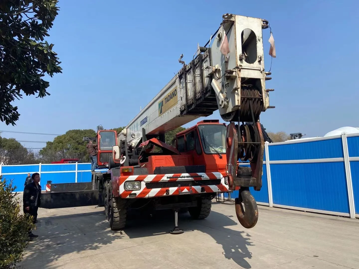 2012 model original used 100 ton tadano crane/ 100ton tadano tg1000e mobile crane at low price