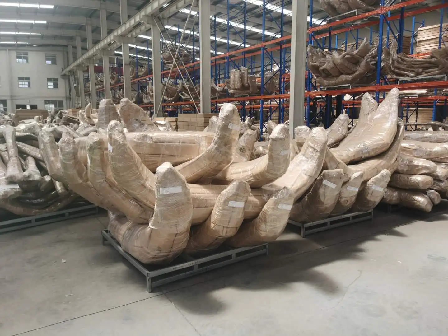 JFC-41248 Toyota FJ Cruiser(with light) Front Bumper