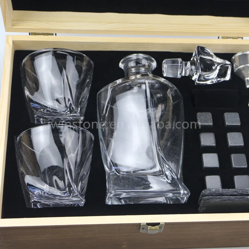 
Globe Whiskey Decanter And Whiskey glasses with holder gift set 