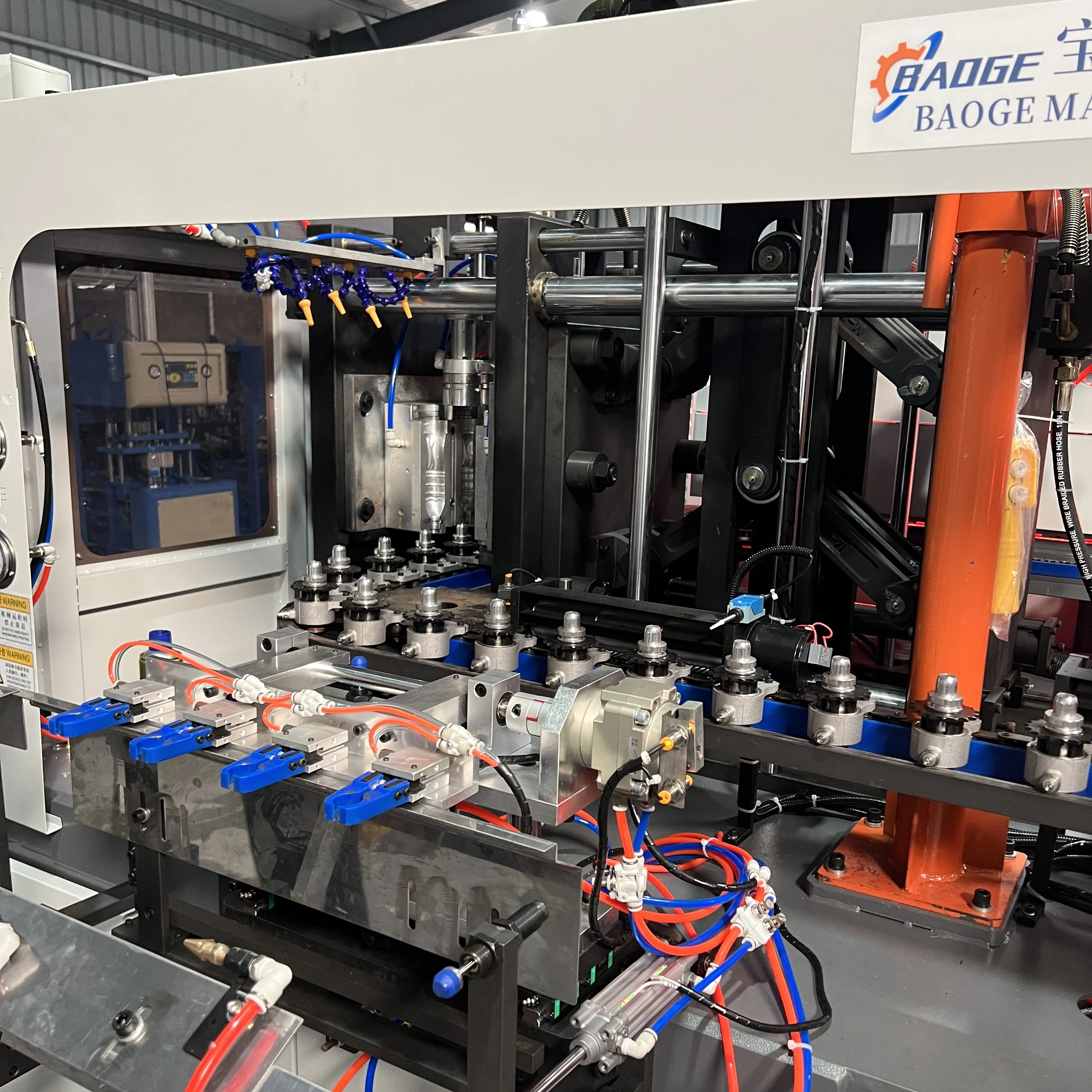 Hot Sale 4 Cavities 750ML 1500ML 2000ML PET Bottle Blow Moulding Machine Price , Molding Machine