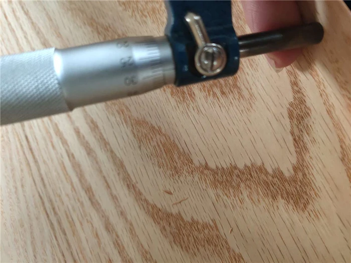 customized 1280x2500mm 2500x640mm decorative Red oak veneer  for fancy plywood