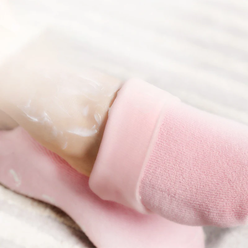 Moisturizing Gel Socks Soft Moisturizing Gel Spa Socks for Repairing and Softening Dry Cracked Feet