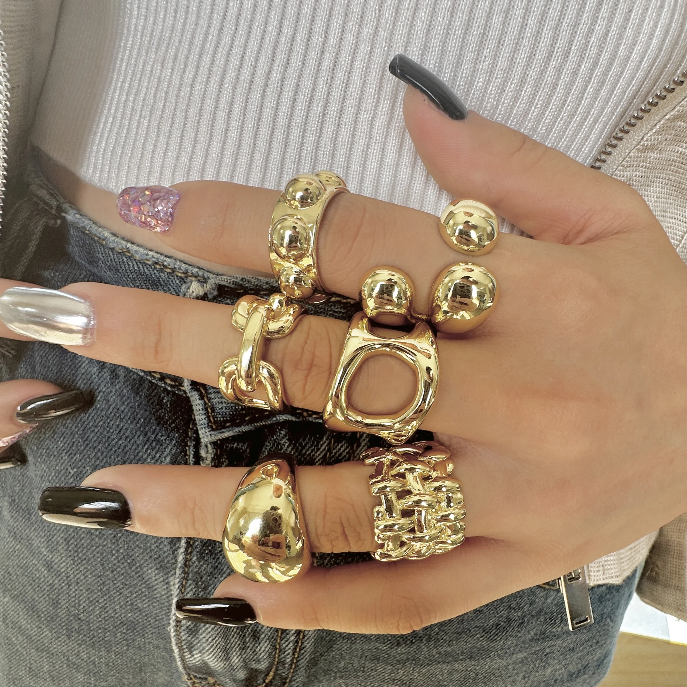 Wholesale Cheap Chunky Smooth Fashion Finger Rings 18k gold Plated No Tarnish Copper Fine Jewelry Rings Set Women Girls Luxury
