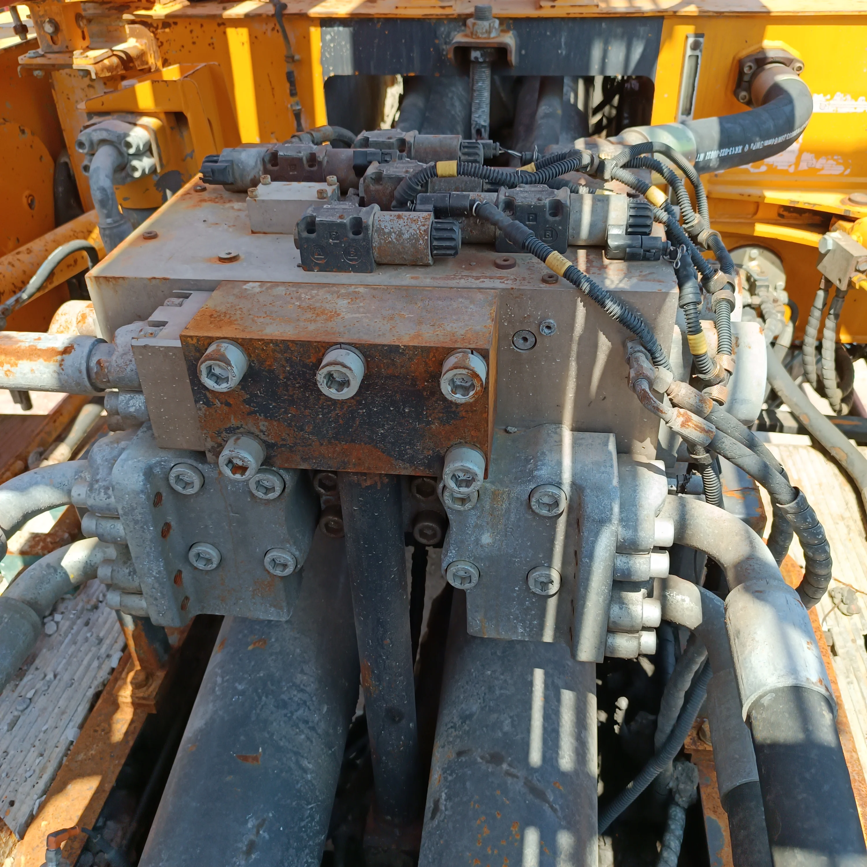 China Supplier Affordable Sale Reliable Performance Strong Build Diverse Applications Boom Concrete Pump Truck