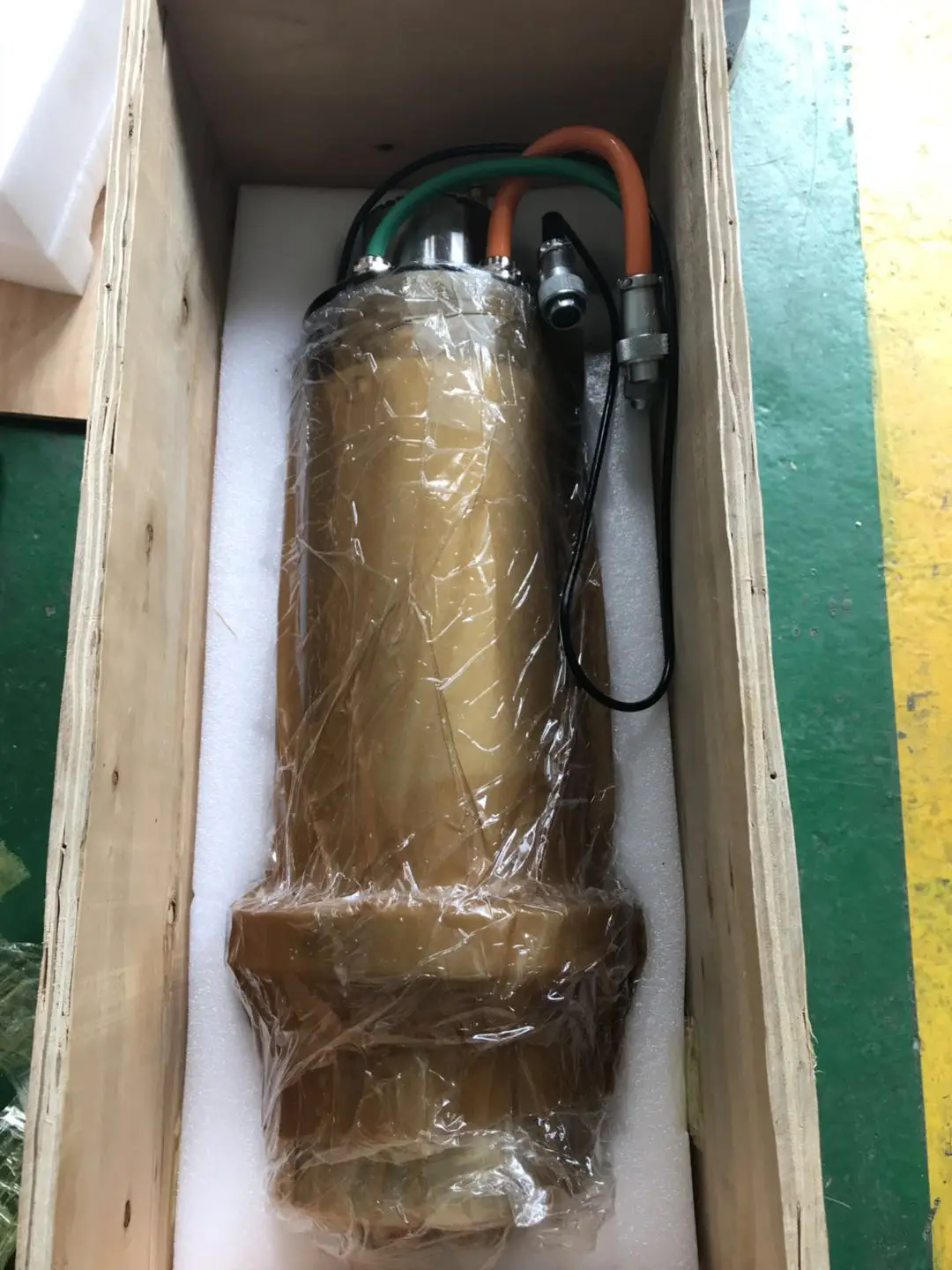  13KW 18000rpm BT40 водяное охлаждение CNC маршрутизатор Шпиндельный