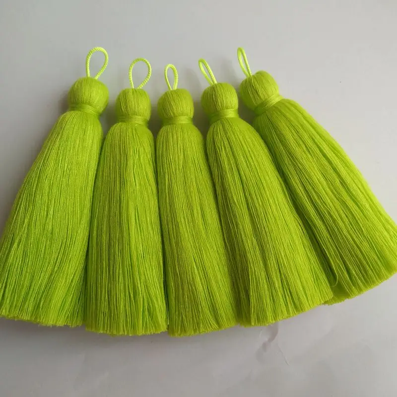 Заводской пользовательский бесплатный образец 700 цветов большой 1,2 см хлопок кисточки для ювелирных изделий