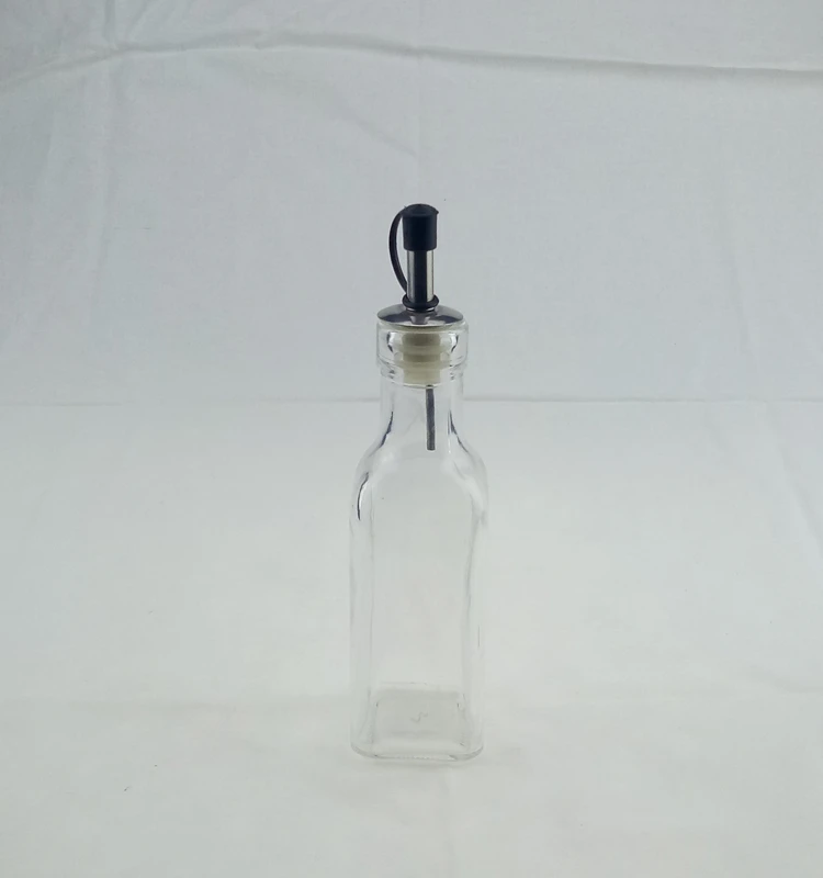 200 ml and 300 ml glass olive oil vinegar bottles with pourer lids
