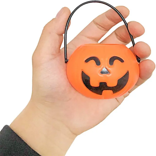 Mini Halloween Portable Pumpkin Bucket Halloween Luminous Pumpkin Candy Bucket Treat or Trick Sugar Bag for Children