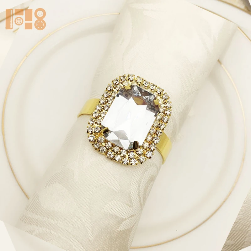 Золотое кольцо для салфеток с бриллиантами свадьбы