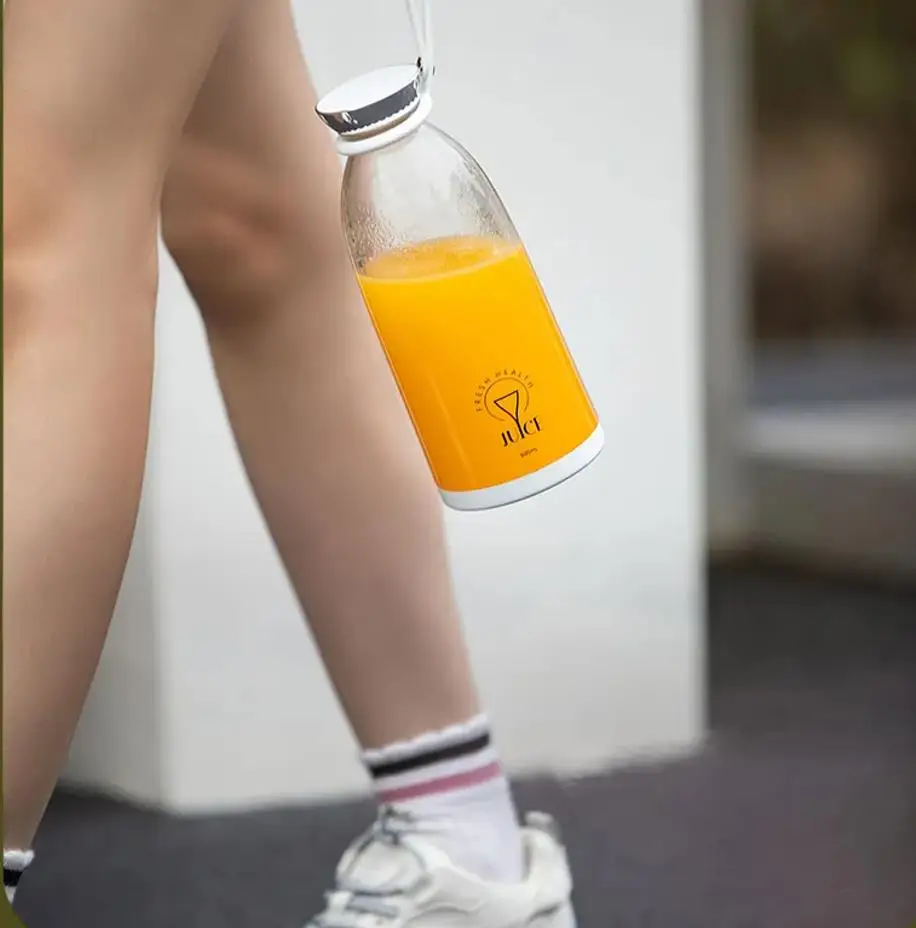 Wholesale Price 500ml Kitchen Powerful Fruit Mixeur Smoothies Maker Rechargeable Fresh Juice Blender Mini Portable