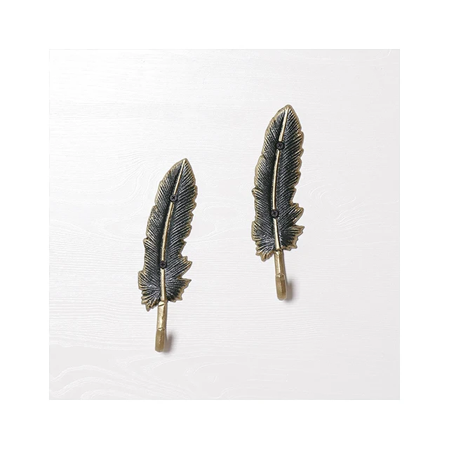 Medieval Style Cast Iron Feather Hook - For Clothes, Keys, Backdoor Decor