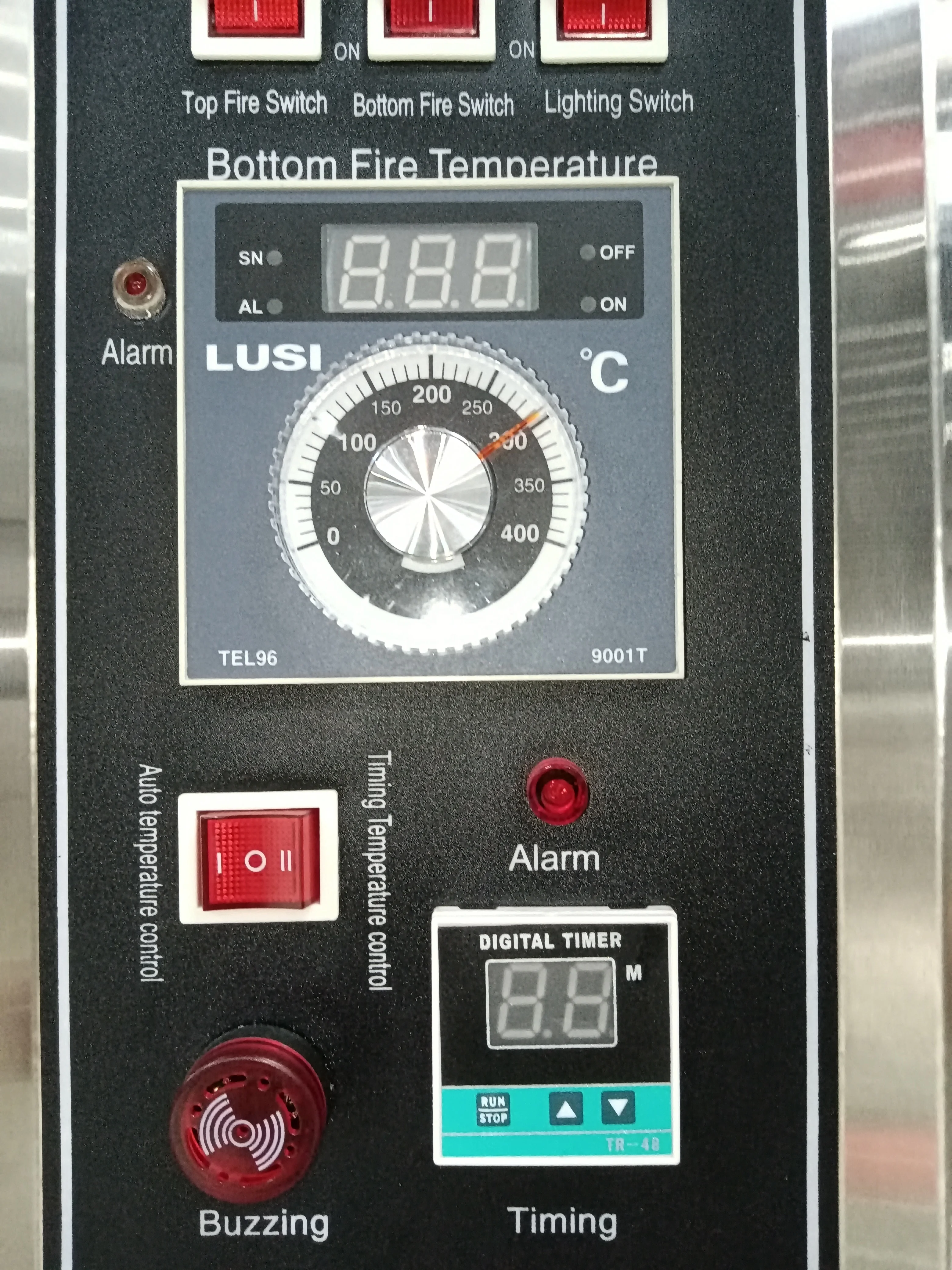 3 Deck 6 Tray Professional Big Baking Oven For Bread Cookies Stone Oven Using Gas Baking Oven With Steam Injection Machine