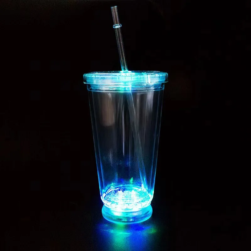 16 Oz светодиодные светящиеся мигающие изоляционная для питевых чашек с двойными стенками пластик со светодиодной подсветкой путешествий Кубок стакан трубочкой и крышкой