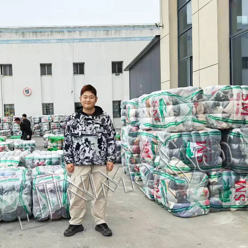 container of used clothes in kg price high quality summer or winter adult men women kid trendy style mixed bales india