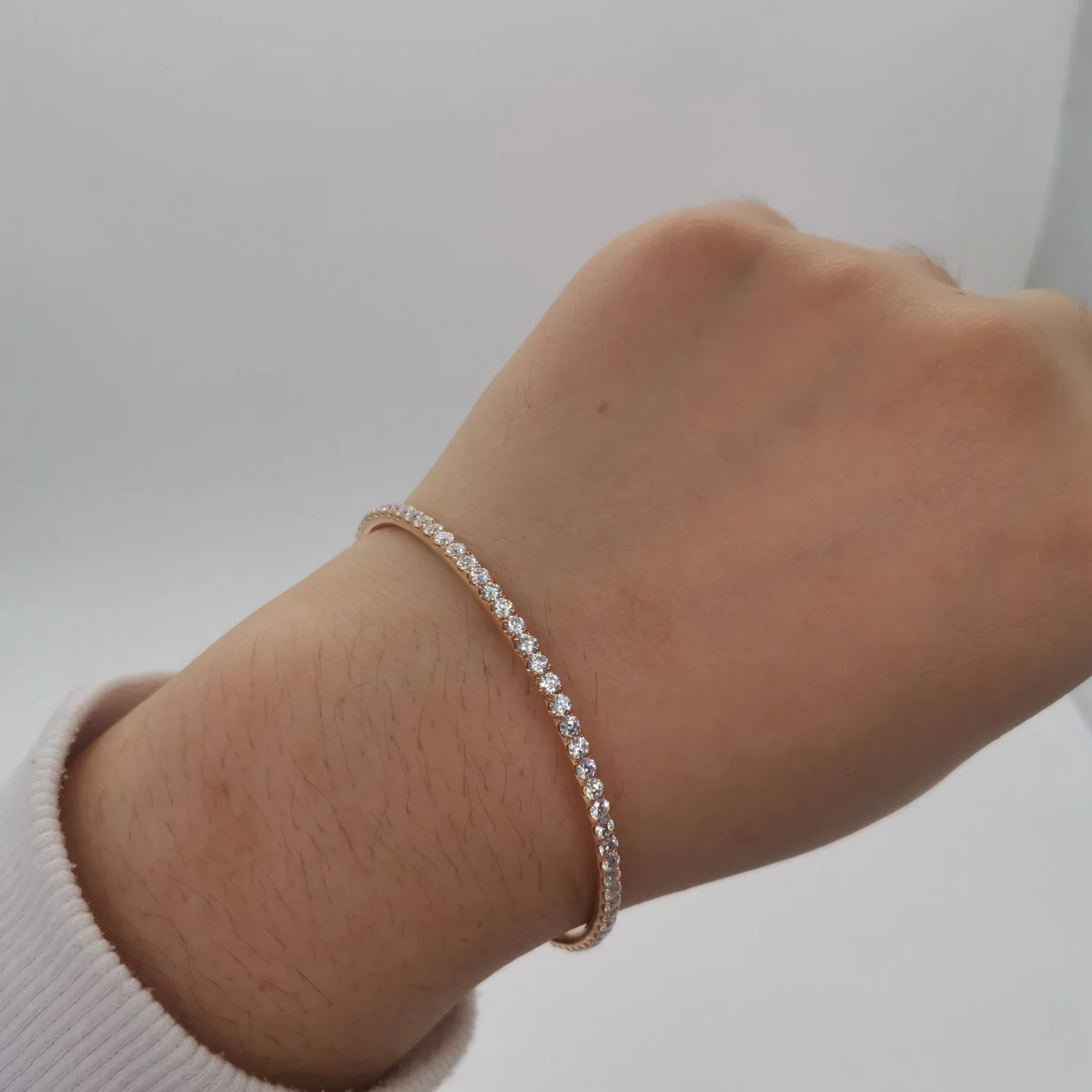 Elegant 18k Gold Bracelet Moissanite Bangle in Solid Gold Jewelry Moissanite Stones Diamond Bracelet